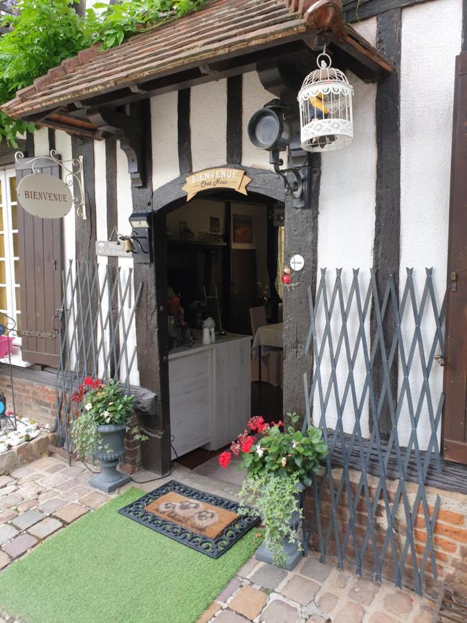Aumale Le Mouton Gras酒店 外观 照片