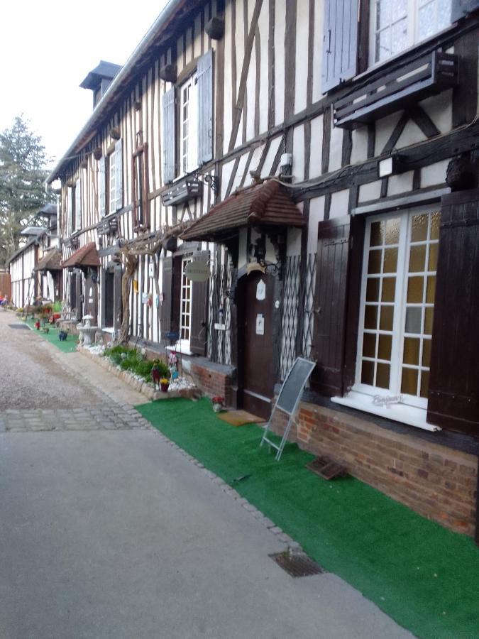 Aumale Le Mouton Gras酒店 外观 照片